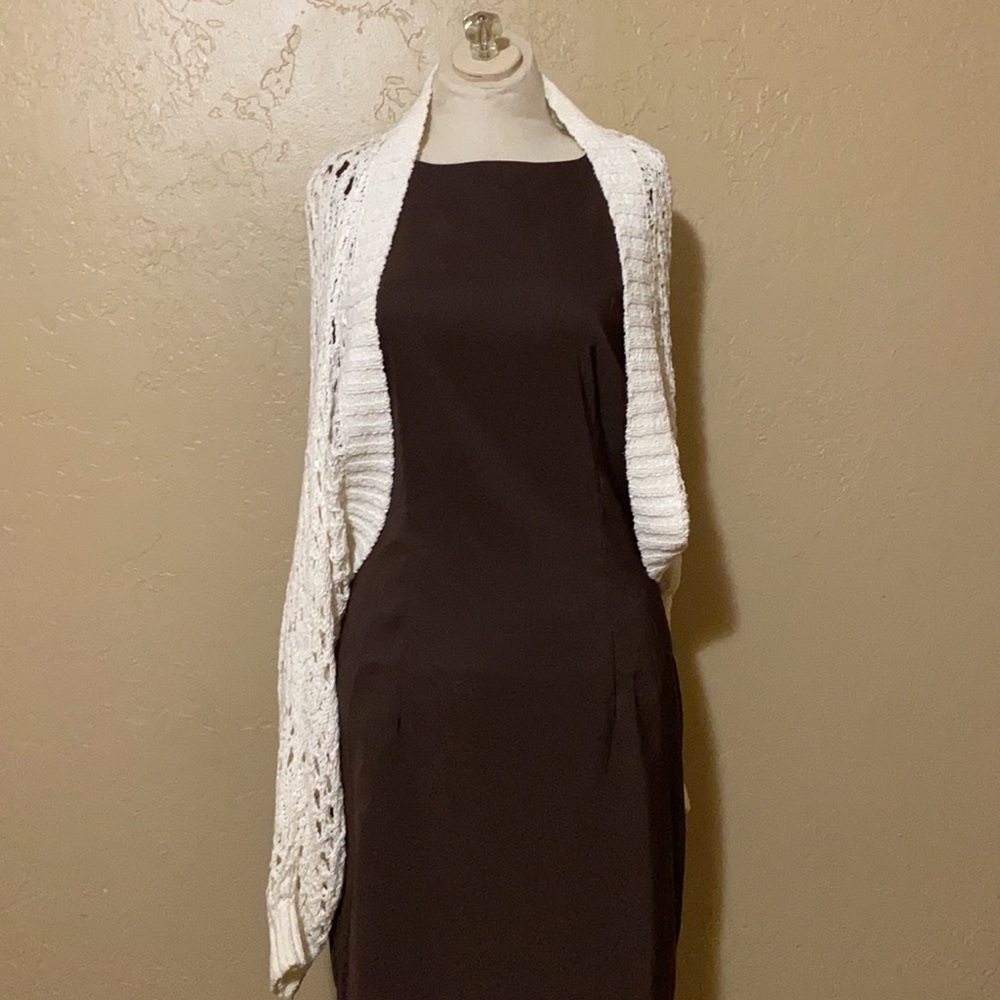 Long sleeve crop knit vest